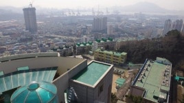 부산항이 한눈에…산복도로 도서관에 이색 전망대 생긴다