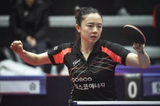 수비탁구 달인 서효원, 전지희 꺾고 7년 만에 정상 탈환