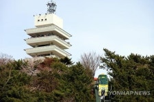 진해 제황산공원, 빛나는 야간 휴식처로 변신