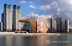 국내 3위 공연시설 송도 아트센터 인천 시민 품으로