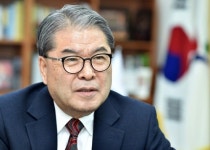 [신년인터뷰] 이재정 경기교육감 2030년 이후 미래교육 연구해 갈 것