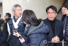 협상장소 도착한 김세권 스타플렉스 대표