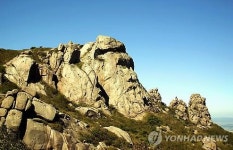 월출산국립공원 경포대 주차장 새해부터 무료개방