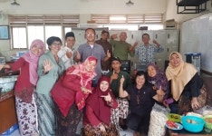 [글로벌 청년] ③印泥 김환태씨 그림을 매개로 교류 앞장