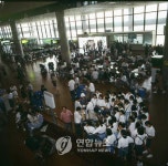 [이희용의 글로벌시대] 해외여행 자유화 30년…글로벌 에티켓은 몇 점?