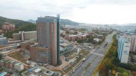 문도 안 연 계명대 동산병원 새 건물 촬영 장소로 인기