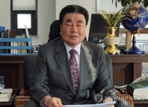 인천항운노조 인천시, 내항 재개발 일방 추진 안 돼