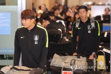 2경기 연속 헤더골 김민재 귀국