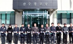 충북 보은군엔 팔순 이상 전용 경로당이 따로 있다