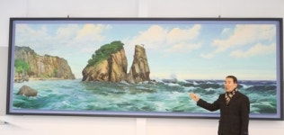 강진미술관 두 번째 북한미술 대작…칠보산의 솔섬 공개