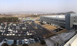 청주공항 주차빌딩 운영…5월까지 4천대 수용