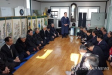 심규언 동해시장, 지역 어르신께 새해 인사