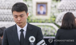 아버지를 떠나보내며