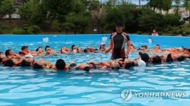 충북교육청, 생존수영 교육대상 초등 2학년까지로 확대