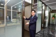 NH농협은행, 사생활 보호 창구 갖춘 특화점포 대치동에 개점