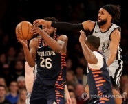 NBA 뉴욕, 샌안토니오 제압…'홈에서 19연패 당할쏘냐'