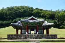 흰개미 피해 동구릉 숭릉 정자각 해체 보수한다