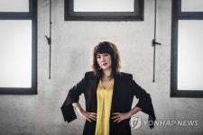 재즈 디바 나윤선, 새 앨범 들고 파리서 콘서트