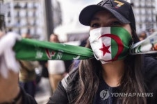 스위스 병원 입원했던 알제리 부테플리카 대통령 귀국(종합)