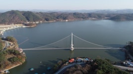 국내 최장 출렁다리 예산 예당호서 완공…길이 402ｍ
