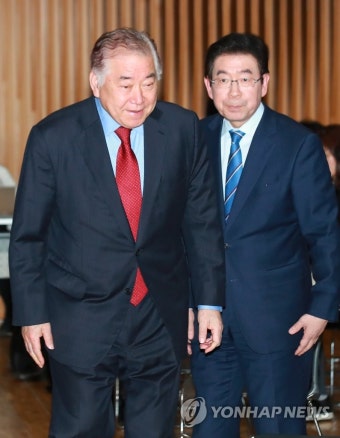 박원순 시장과 특강 참석하는 문정인 특보