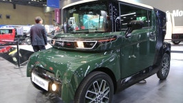 SNK모터스의 전기차 NEUWAI QW204