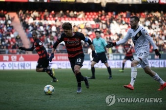 2연패 전북, '5실점 악몽' 포항 상대로 위기탈출 도전