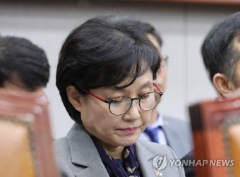 굳은 표정의 조현옥 인사수석