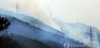 강원산불로 축구장 면적 735배 잿더미…강릉·인제산불 진화총력