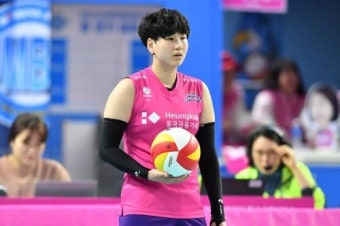 프로배구 흥국생명, FA 레프트 신연경과 연봉 1억원에 계약