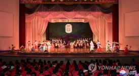 제6차 4월의 봄 인민예술축전 공연 시작