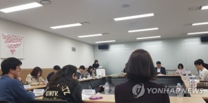 휠체어에서는 도서관 무인단말기가 에베레스트산 같아요