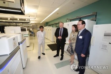 미 베일러 의대 인간게놈해독센터 시찰
