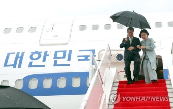 문 대통령, 사마르칸트 도착