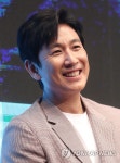 이선균, 아빠미소 교과서