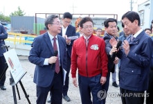 포항 지열발전소 방문한 진영 장관