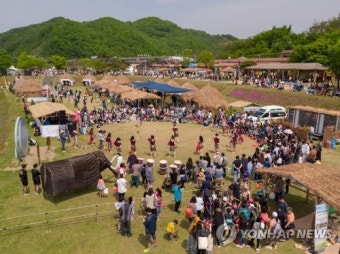 '축제의 계절' 어린이날 연휴 첫날 나들이객으로 전국이 북적