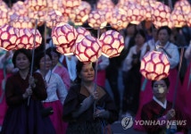연등이 흐르는 종로