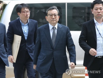 구속 기로에 선 김학의 전 법무부 차관