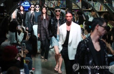 마에스트로, 책길을 걷다!