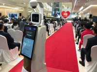 와이즈케어 은평성모병원 개원식…AI 의료 지원 로봇 공개