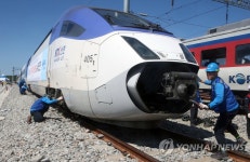 사고 난 KTX 열차는 신속히 복구