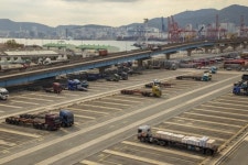 부산북항 화물차 주차장 내달 우암부두→감만부두 이전