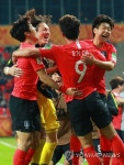 오세훈 헤더골, 한국 전반 1-0 리드