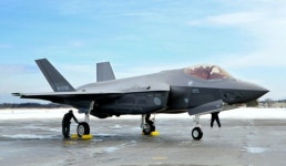 日, 추락 F35A 수색 사실상 중단…나머지 12대도 곧 비행 재개