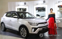 4년 만에 페이스리프트, 베리 뉴 티볼리 출시