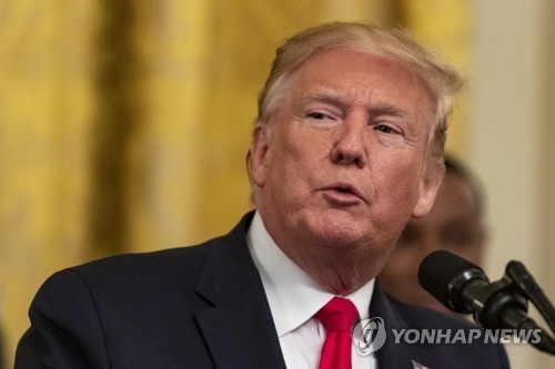 도널드 트럼프, 피격 후 강조한 통합과 생명의 소중함 – 밀워키로 향하는 비행기에서 인터뷰