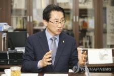 김영종 종로구청장 도심 관광버스 진입 제한해야