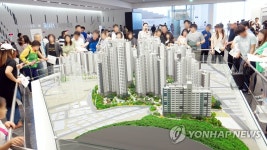북적이는 부산 래미안 어반파크 견본주택