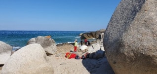 양양서 4명 탄 레저 보트 전복…구명조끼 착용해 전원 구조